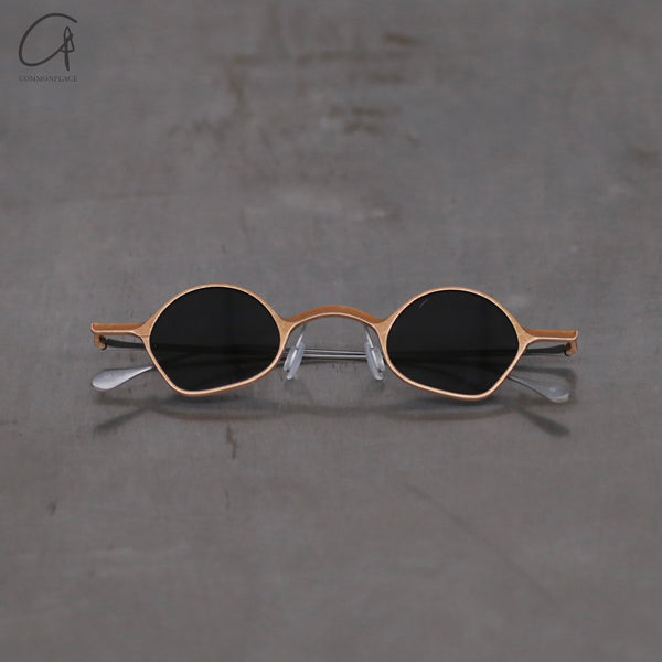 Rigards copper titanium hand-polished special frame glasses RG1923CU series RG-RG1923CU-HSSH red frame dark gray lenses